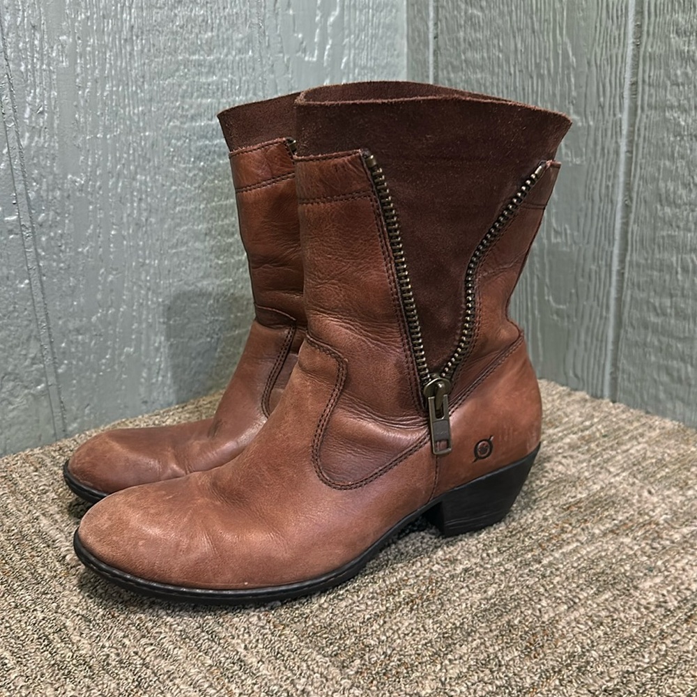 Born Brown leather pull on ankle boots - size 10